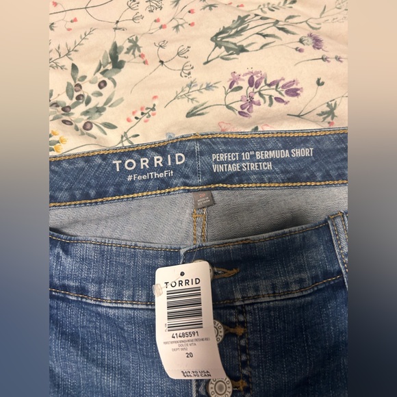 💜2 for $20-NWT Torrid Perfect Boyfriend Bermuda Vintage Stretch Mid-Rise Short - Picture 7 of 8